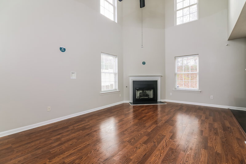 1,780/Mo, 5832 Ricker Rd Raleigh, NC 27610 Living Room View