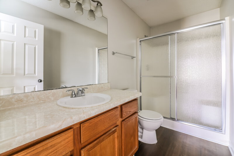 1,780/Mo, 5832 Ricker Rd Raleigh, NC 27610 Main Bathroom View