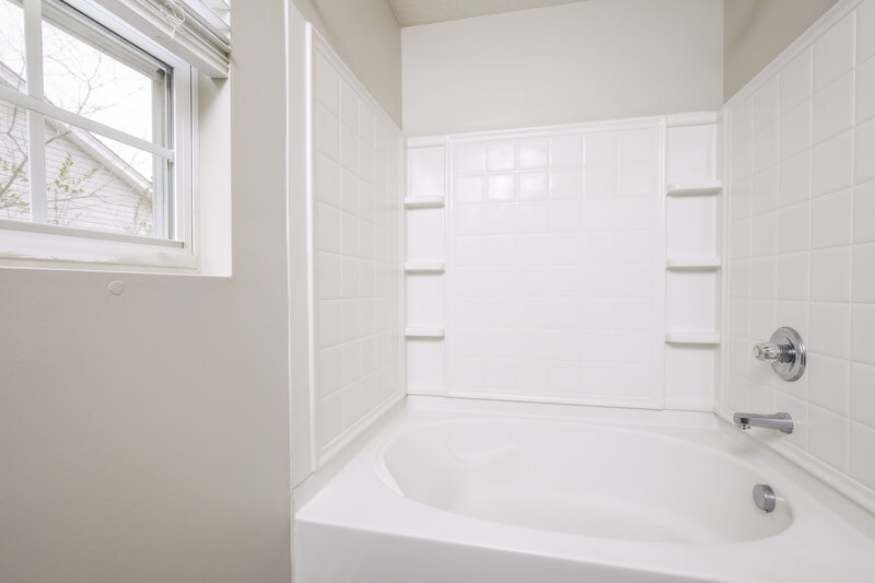 1,795/Mo, 6542 Guard Hill Dr Raleigh, NC 27610 Bathroom View