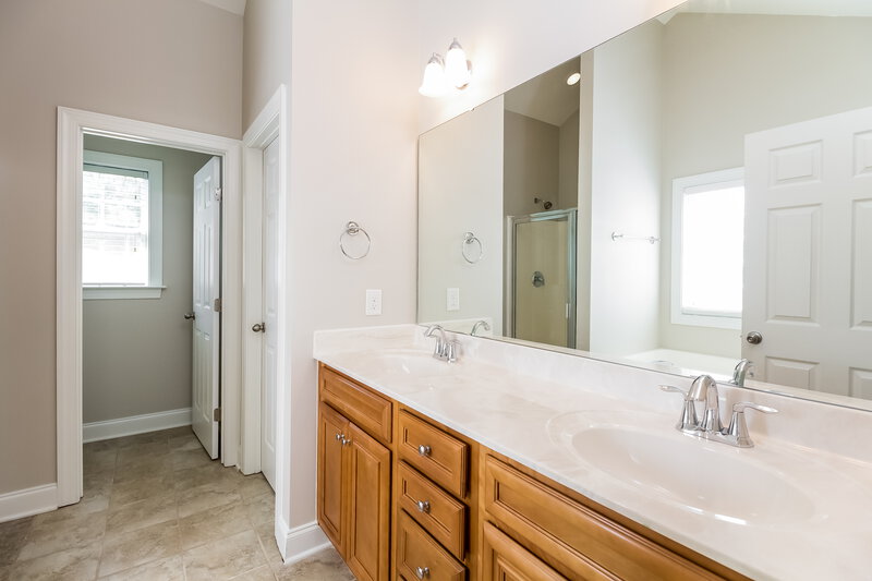 1,930/Mo, 1120 Dexter Ridge Dr Holly Springs, NC 27540 Master Bathroom View
