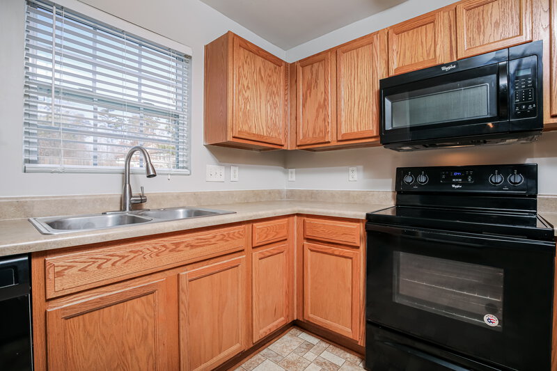 1,745/Mo, 3408 Fatima Ct Raleigh, NC 27610 Kitchen View 2