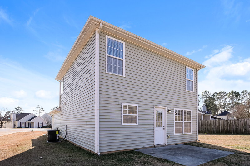 1,745/Mo, 3408 Fatima Ct Raleigh, NC 27610 Rear View