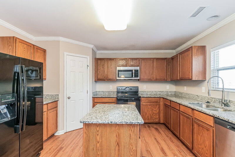 2,345/Mo, 3708 Hinton Grove Pl Raleigh, NC 27604 Kitchen View