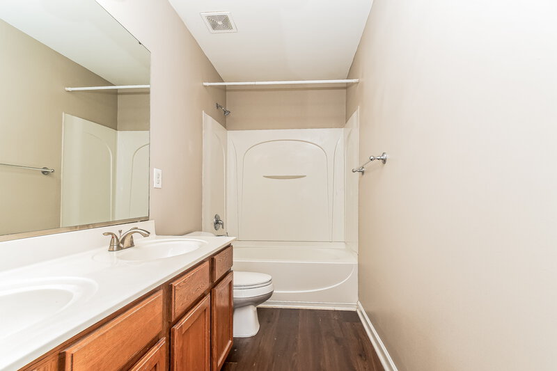 2,345/Mo, 3708 Hinton Grove Pl Raleigh, NC 27604 Bathroom View