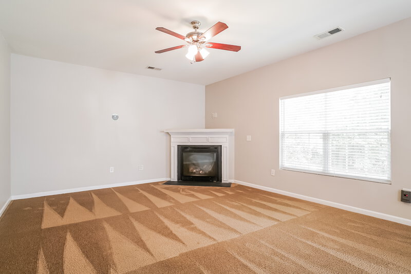 2,265/Mo, 706 Calavaras Ln Knightdale, NC 27545 Living Room View