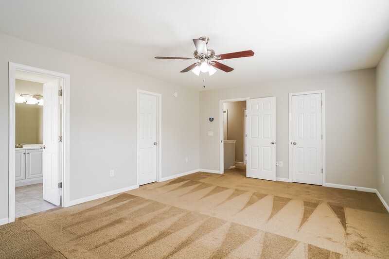 2,265/Mo, 706 Calavaras Ln Knightdale, NC 27545 Main Bedroom View 2