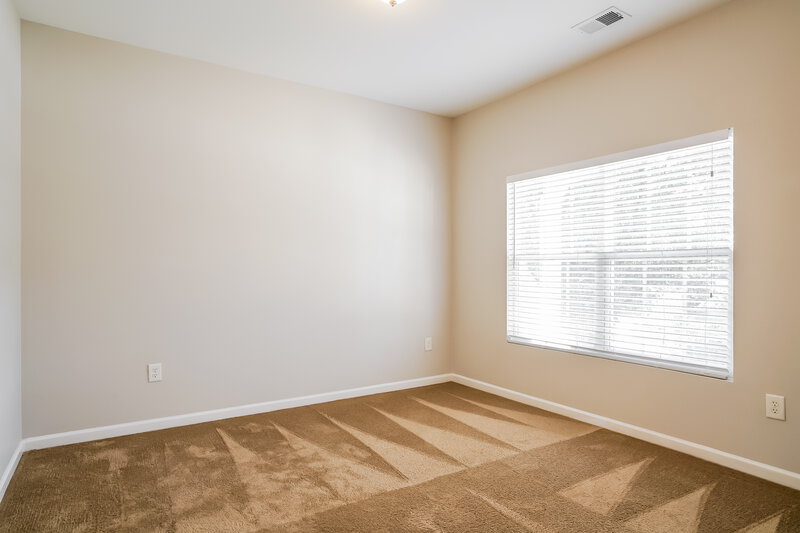 2,265/Mo, 706 Calavaras Ln Knightdale, NC 27545 Bedroom View 3