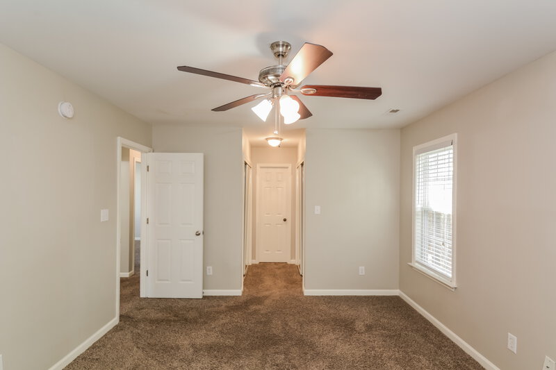 2,380/Mo, 408 Gooseberry Dr Holly Springs, NC 27540 Main Bedroom View 2