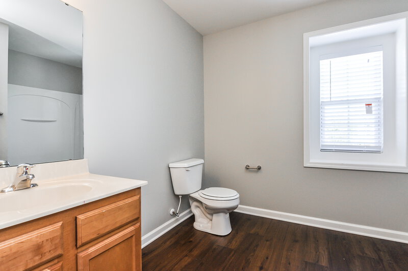 2,505/Mo, 148 Cinder Cross Way Garner, NC 27529 Bathroom View 2