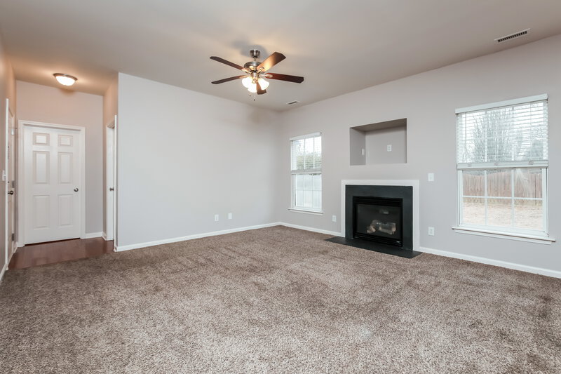 2,005/Mo, 1102 Braemar Highland Dr Zebulon, NC 27597 Living Room View