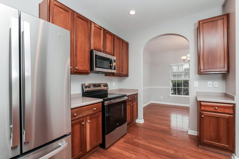 2,005/Mo, 1102 Braemar Highland Dr Zebulon, NC 27597 Kitchen View 2