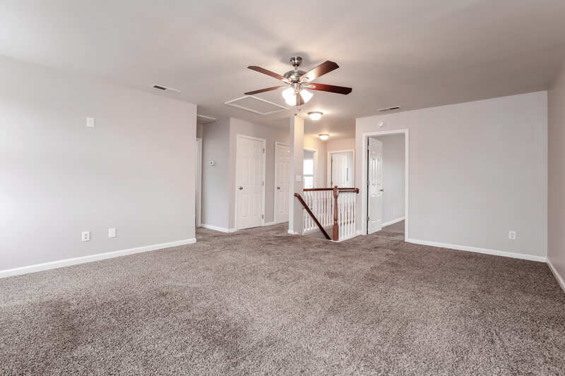 2,005/Mo, 1102 Braemar Highland Dr Zebulon, NC 27597 Loft View