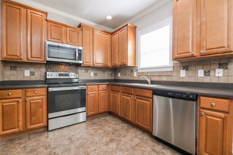 2,080/Mo, 163 Lars Ln Garner, NC 27529 Kitchen View