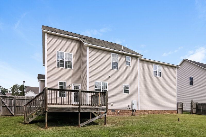 2,080/Mo, 163 Lars Ln Garner, NC 27529 Rear View
