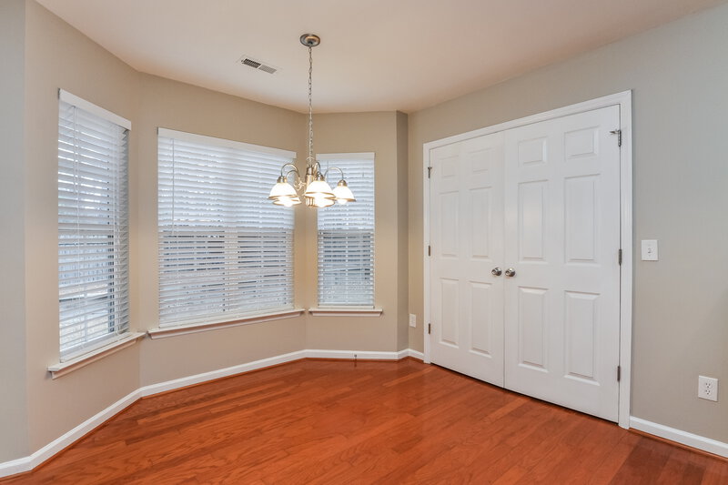 2,570/Mo, 504 Pyracantha Dr Holly Springs, NC 27540 Breakfast Nooklarge View