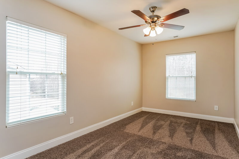 1,720/Mo, 130 Norwich Dr Clayton, NC 27520 Family Room View