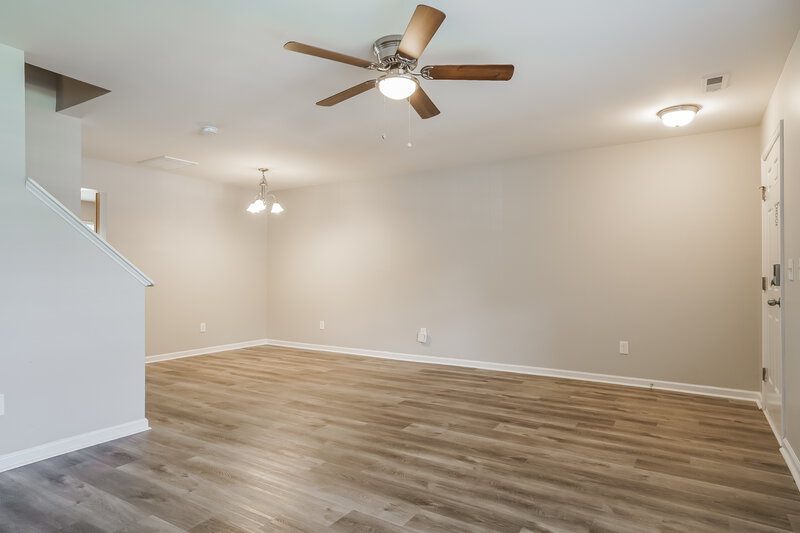 1,590/Mo, 3801 Bison Hill Ln Raleigh, NC 27604 Living Room View