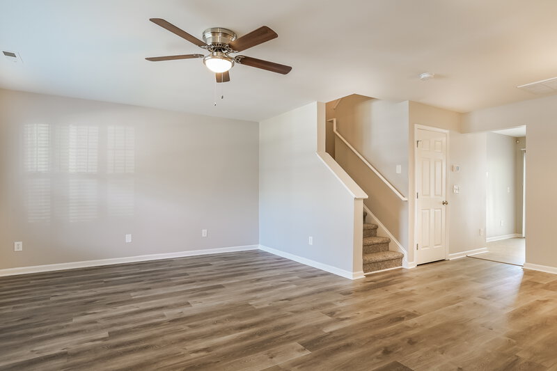 1,590/Mo, 3801 Bison Hill Ln Raleigh, NC 27604 Living Room View 3