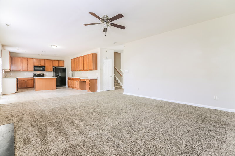 0/Mo, 112 Jasper Point Dr Holly Springs, NC 27540 Family Room View