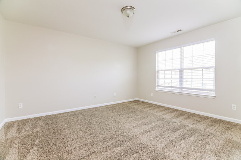 0/Mo, 112 Jasper Point Dr Holly Springs, NC 27540 Bedroom View 2