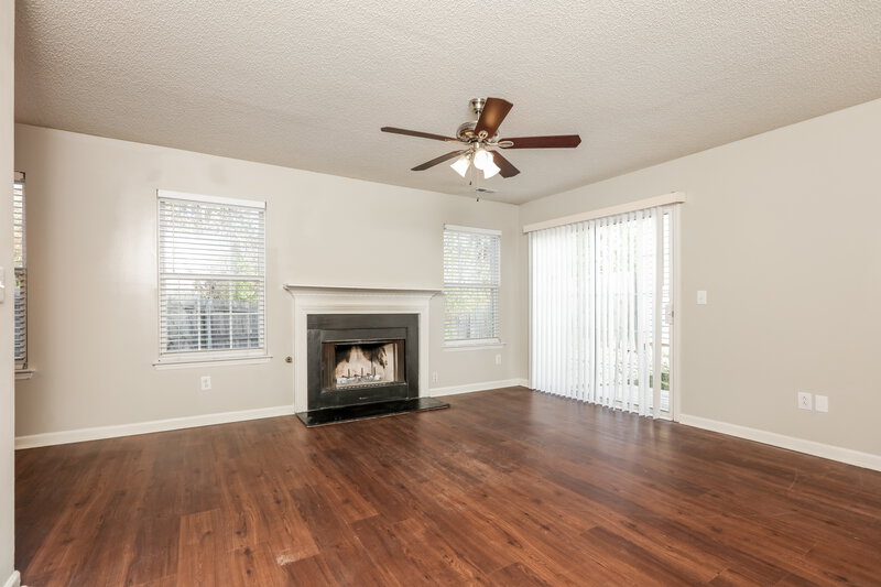 1,790/Mo, 1720 Beacon Bluff St Raleigh, NC 27604 Living Room View 2