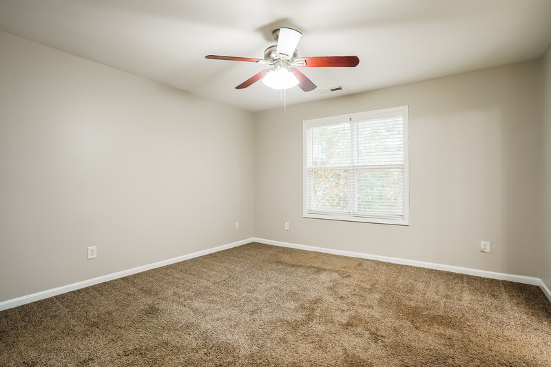 1,920/Mo, 146 Willowbrook Cir Clayton, NC 27527 Main Bedroom View