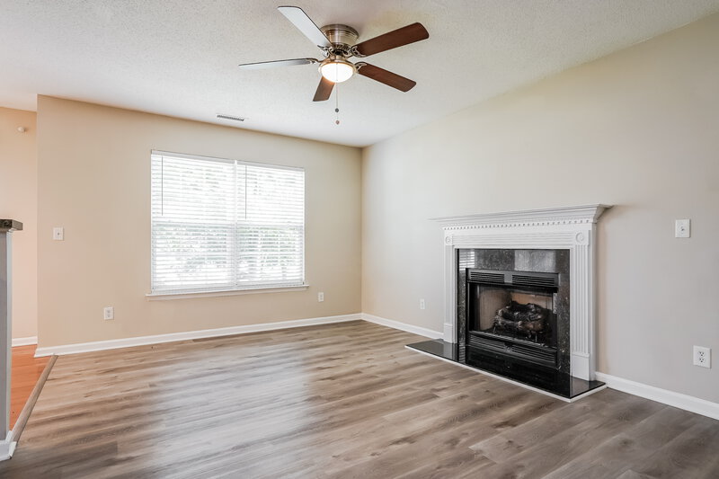 1,845/Mo, 3917 Apperson Dr Raleigh, NC 27610 Living Room View 2