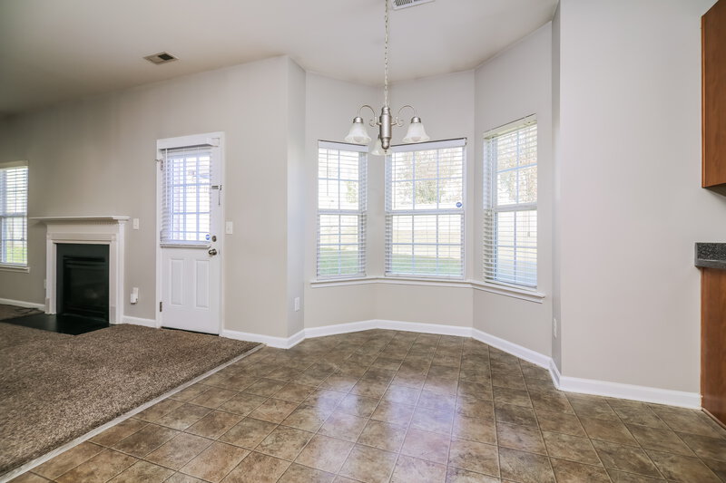 2,080/Mo, 5609 Quitman Trl Raleigh, NC 27610 Breakfast Nook View