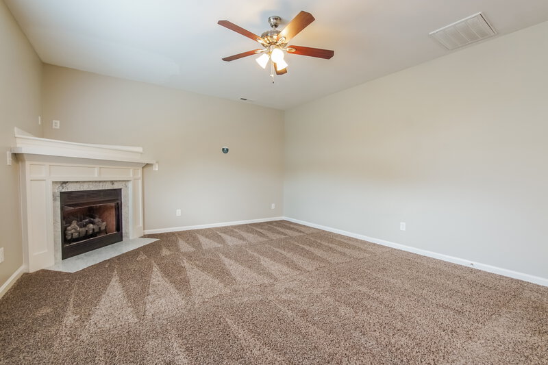 1,980/Mo, 1248 Braemar Highland Dr Zebulon, NC 27597 Living Room View 2