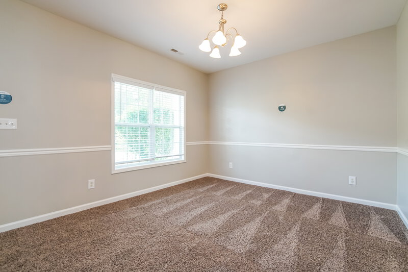 1,980/Mo, 1248 Braemar Highland Dr Zebulon, NC 27597 Family Room View