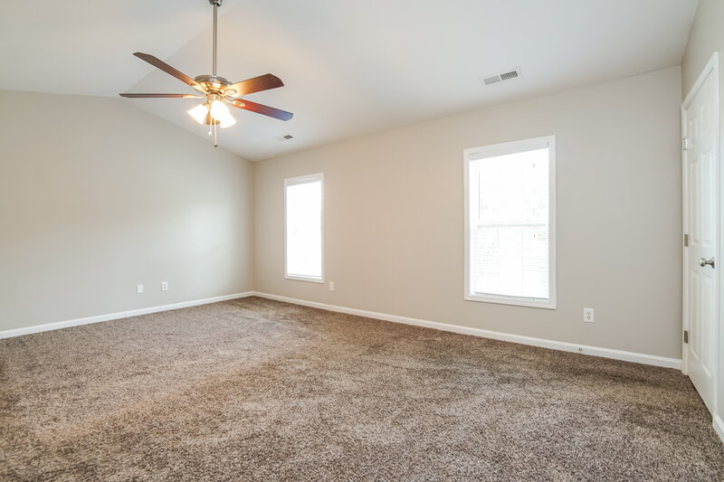 1,980/Mo, 1248 Braemar Highland Dr Zebulon, NC 27597 Main Bedroom View 2