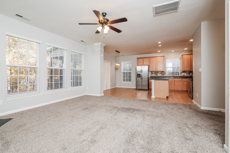 1,890/Mo, 650 Ashbrittle Dr Rolesville, NC 27571 Living Room View 2