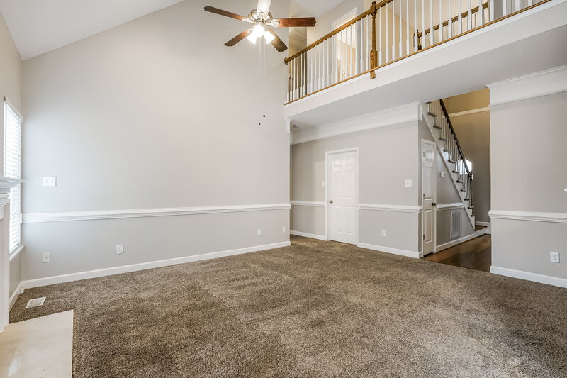 2,380/Mo, 209 Walnut Creek Dr Clayton, NC 27520 Living Room View 2