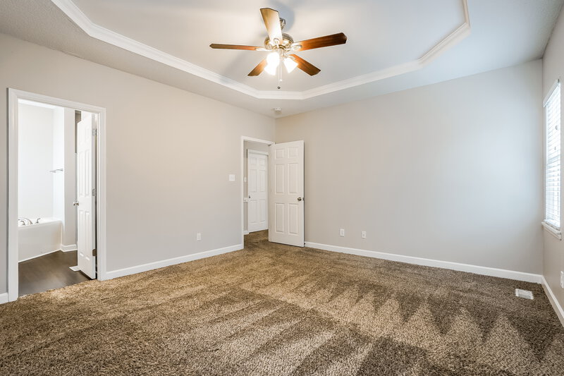 2,380/Mo, 209 Walnut Creek Dr Clayton, NC 27520 Main Bedroom View 2