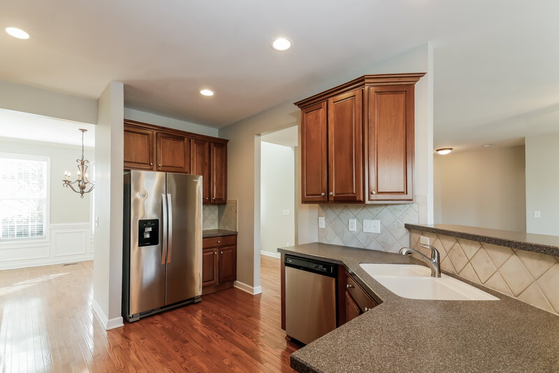 2,625/Mo, 1533 Lindenberg Sq Wake Forest, NC 27587 Kitchen View 2