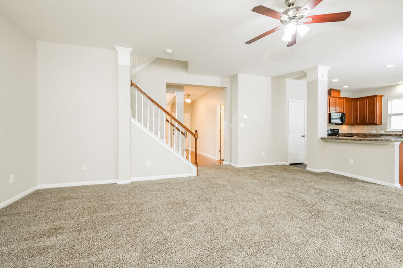 1,950/Mo, 698 Shefford Town Dr Rolesville, NC 27571 Living Room View 2