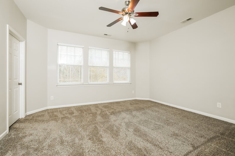 1,950/Mo, 698 Shefford Town Dr Rolesville, NC 27571 Main Bedroom View 2