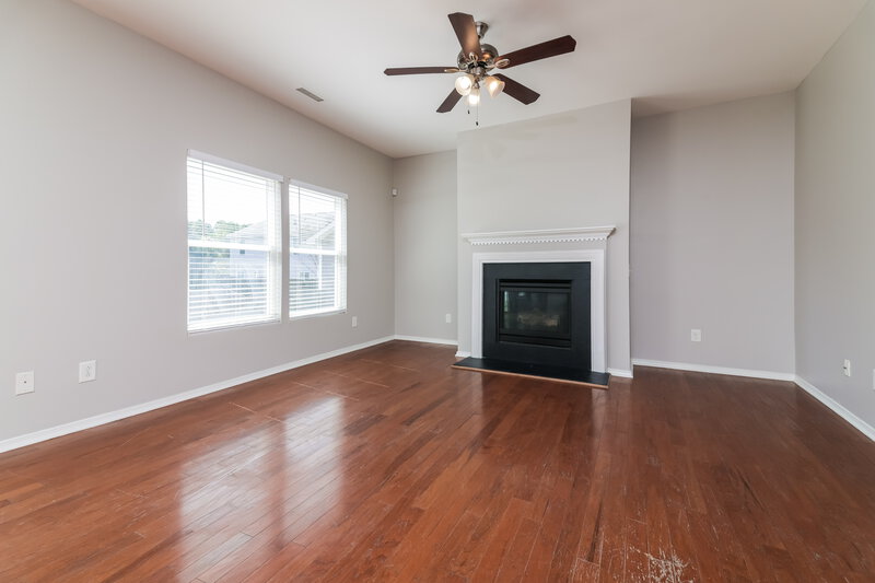 1,710/Mo, 547 Kerriann Lane Clayton, NC 27520 Living Room View