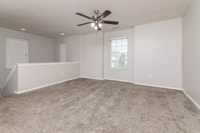 1,710/Mo, 547 Kerriann Lane Clayton, NC 27520 Loft View