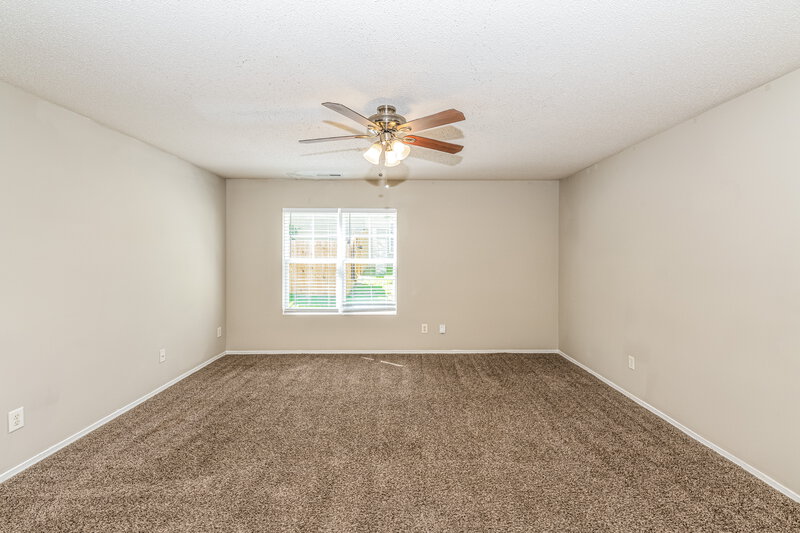 2,115/Mo, 1020 Gelfield Rd Knightdale, NC 27545 Living Room View