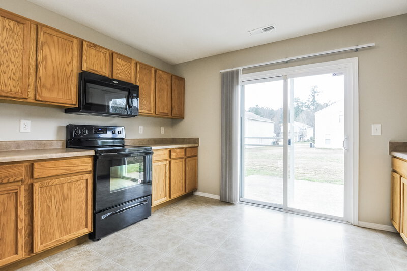 2,940/Mo, 1020 Gelfield Rd Knightdale, NC 27545 Kitchenlarge View 3