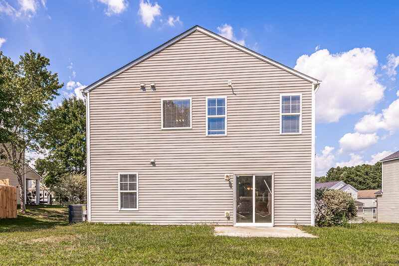 2,115/Mo, 1020 Gelfield Rd Knightdale, NC 27545 Rear View