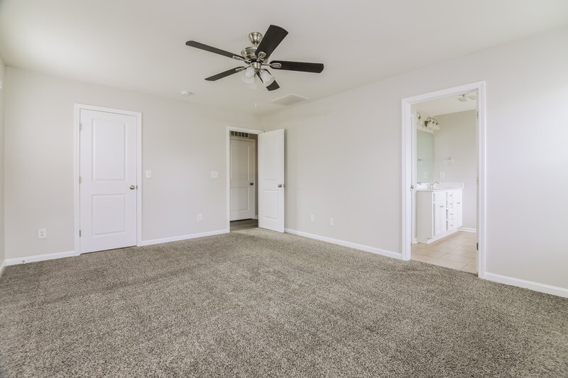 2,040/Mo, 252 Outwater Ridge Drive Garner, NC 27529 Main Bedroom View