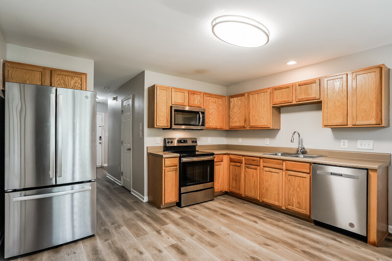 1,870/Mo, 1112 Lombar Street Raleigh, NC 27610 Kitchen View