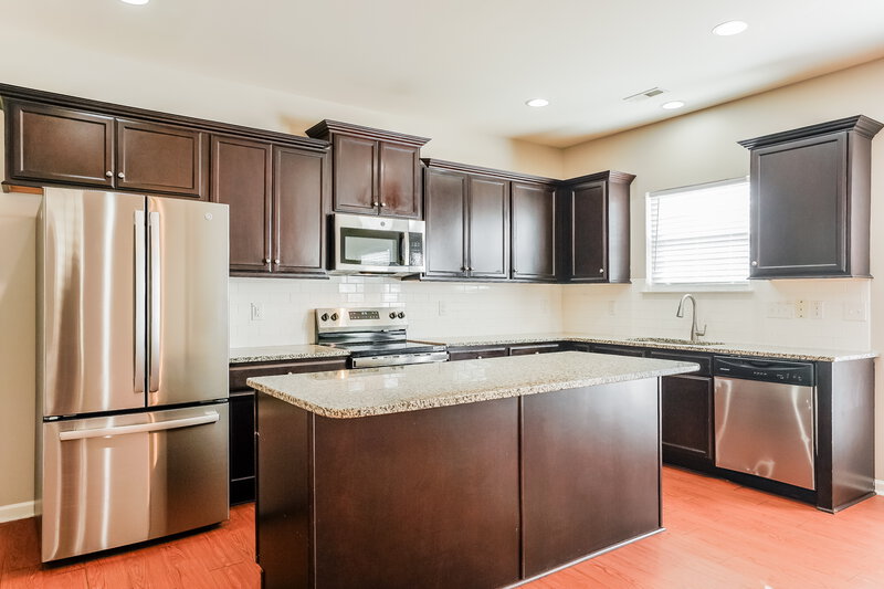 2,325/Mo, 97 Gaillardia Way Clayton, NC 27527 Kitchen View