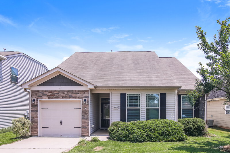 2,420/Mo, 3605 Morman Springs Lane Raleigh, NC 27610 External View