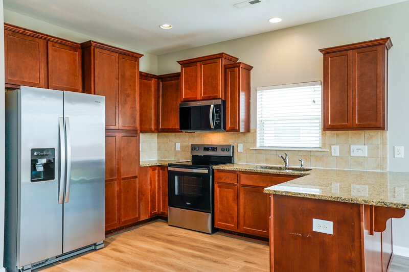 2,150/Mo, 3605 Morman Springs Lane Raleigh, NC 27610 Kitchen View