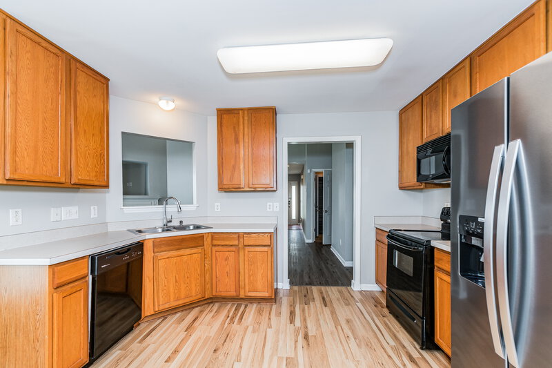 1,835/Mo, 826 Red Oak Tree Drive Fuquay Varina, NC 27526 Kitchen View