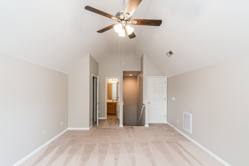 1,835/Mo, 826 Red Oak Tree Drive Fuquay Varina, NC 27526 Bedroom View 3