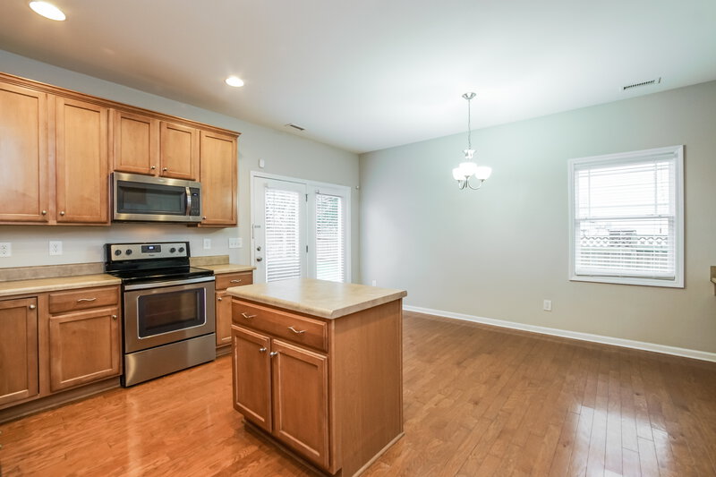2,010/Mo, 56 Killington Dr Clayton, NC 27520 Kitchen View 2